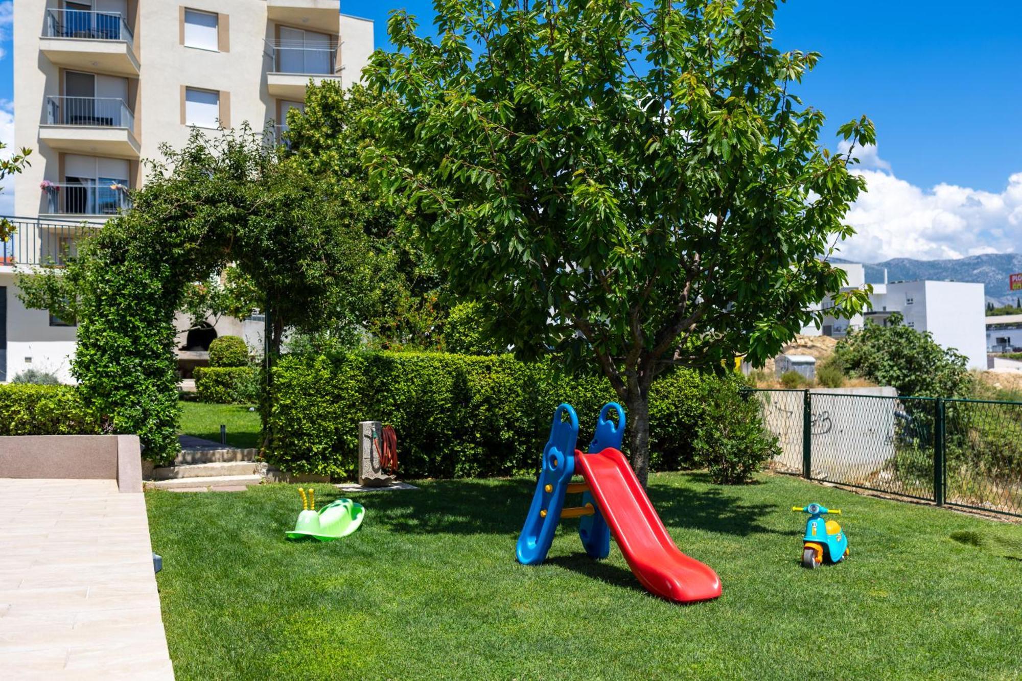 Sunny Garden A2 Leilighet Split Eksteriør bilde